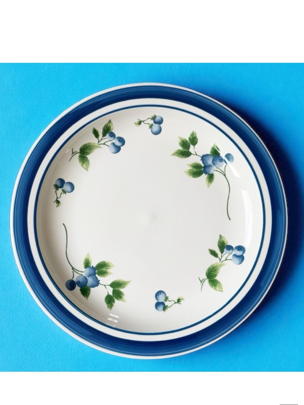 LL Bean Blueberry 12" Chop Plate (Round Platter)